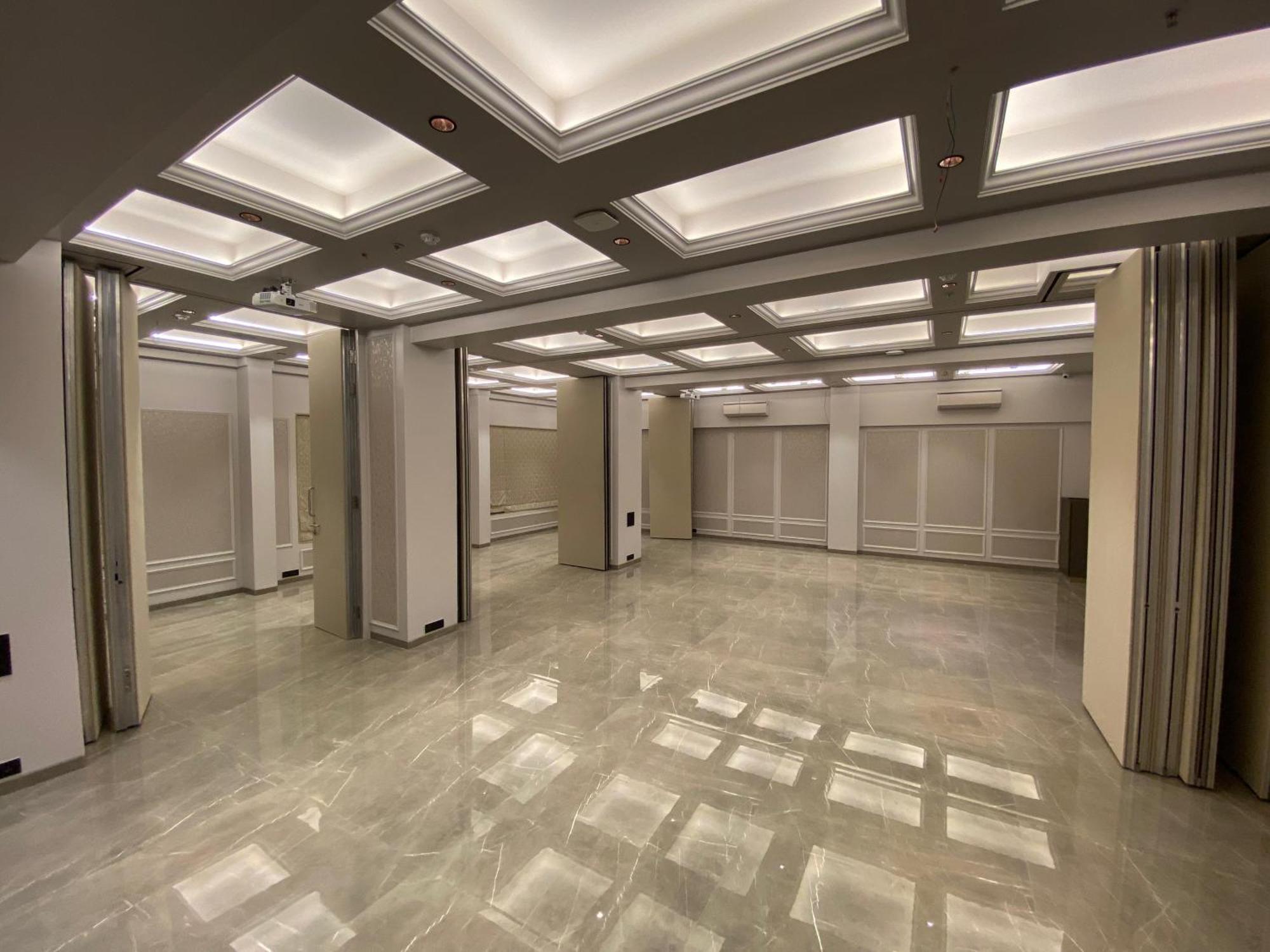 J Hotel And Banquets Bombaj Zewnętrze zdjęcie